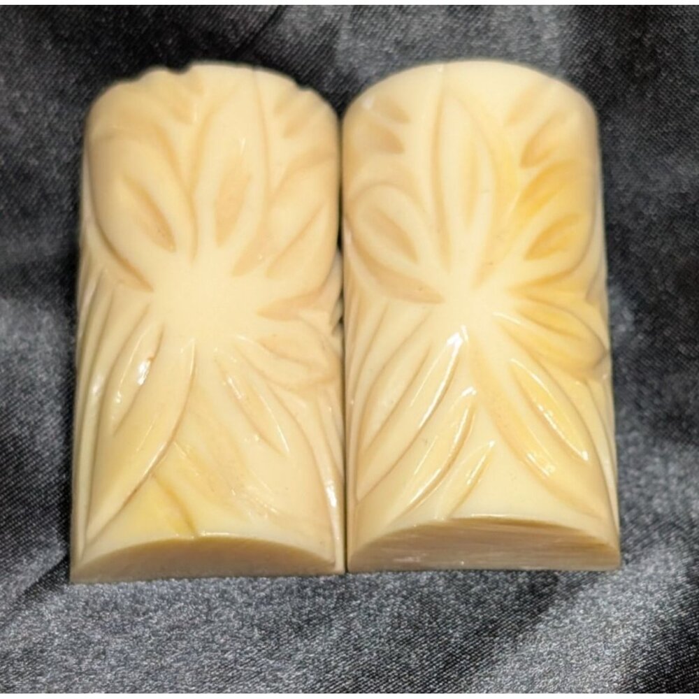 Carved Faux Ivory Belt Buckle With Floral Design & Brass Clasp Vintage Accessory